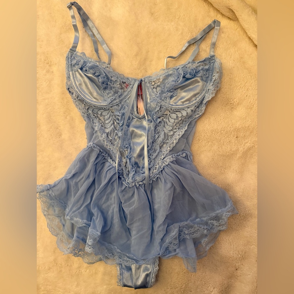 SPOILED BUT NOT ROTTEN LACE TEDDY- LIGHT BLUE